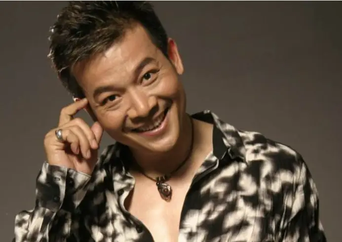 原创一看就是坏人的香港演员,跑龙套跑了34年,如今成这幅样子?