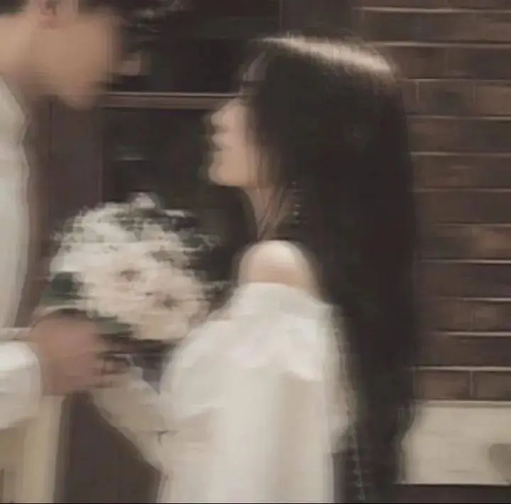 情侣头像秀恩爱真人情头