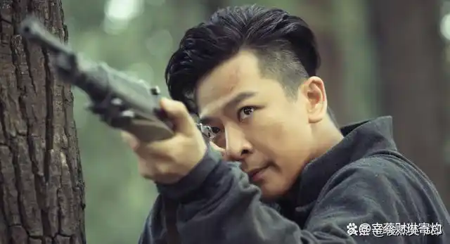 45岁于毅悄然转身事实证明他早已走上不同道路人生迈入全新阶段