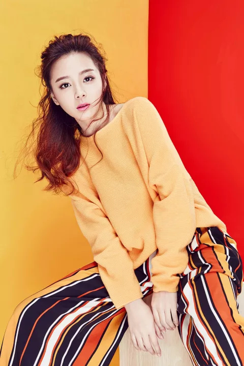 杨丽晓,出生于浙江金华,中国内地女演员.