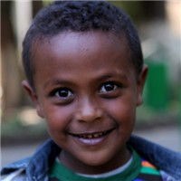 黑人小孩儿头像图片点击鼠标右键下载