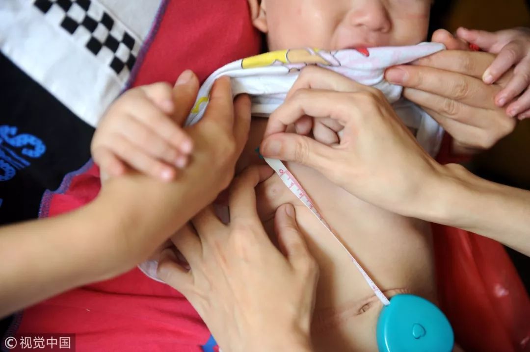 9岁女孩跳拉丁舞致性早熟拉丁舞表示这锅我不背