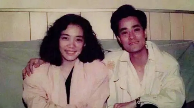 舞台一夜走红,曾火过刘欢毛宁,却在梅艳芳出殡当天英年早逝_陈汝佳