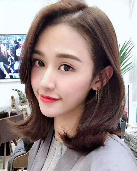 美人尖圆脸发型,绝对有你喜欢的