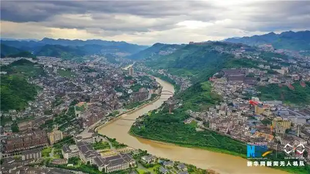 航拍茅台酒产地——贵州茅台镇