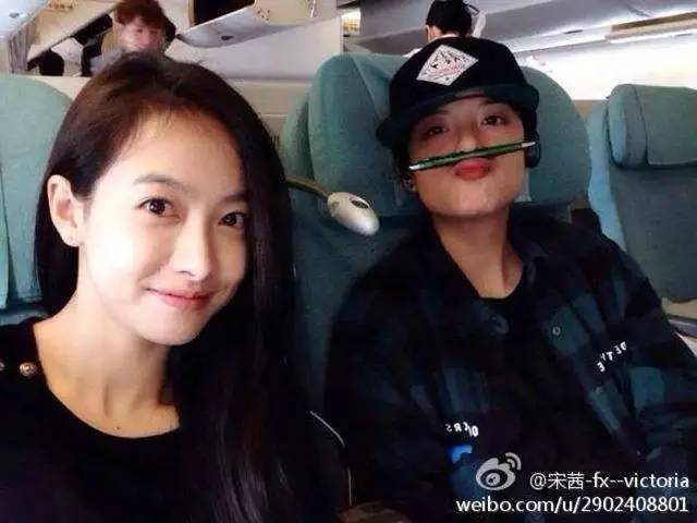 fx刘逸云一年后终于想起微博密码来找宋茜姐姐吧