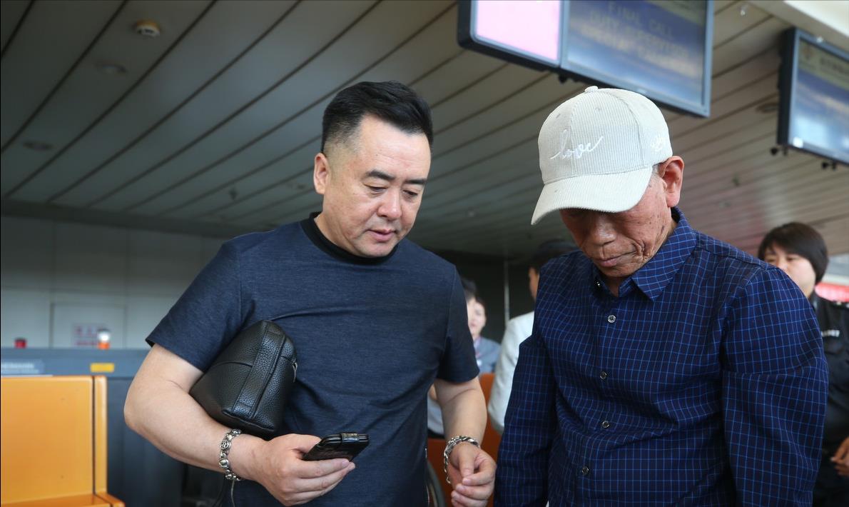 中国老兵王琪被困印度54年,无奈在印度娶妻生子,最后终圆归国梦_中印