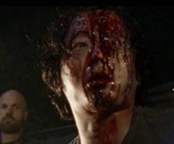 行尸迷们经历了史上最黑暗的九分钟,格伦被反派二代目尼根一棍爆头