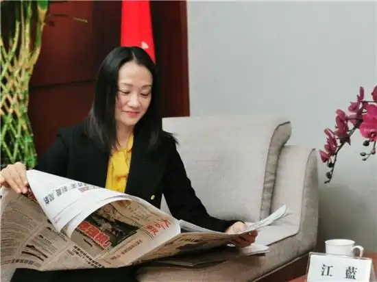 江蓝表示,北京和香港都有"设计之都"的美誉.