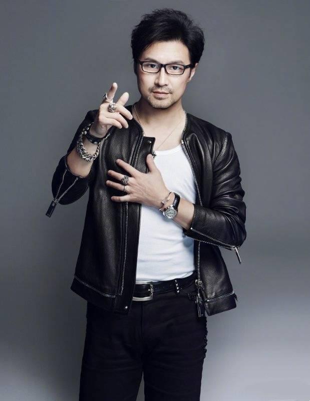 回顾汪峰情史混乱和章子怡结婚后扭转口碑如今又为何深陷争议