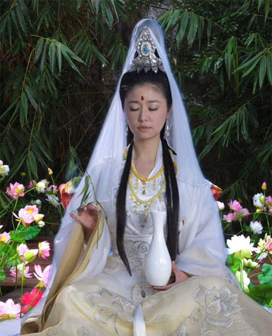 观音菩萨小知识观世音菩萨为什么在佛教中的地位如此高