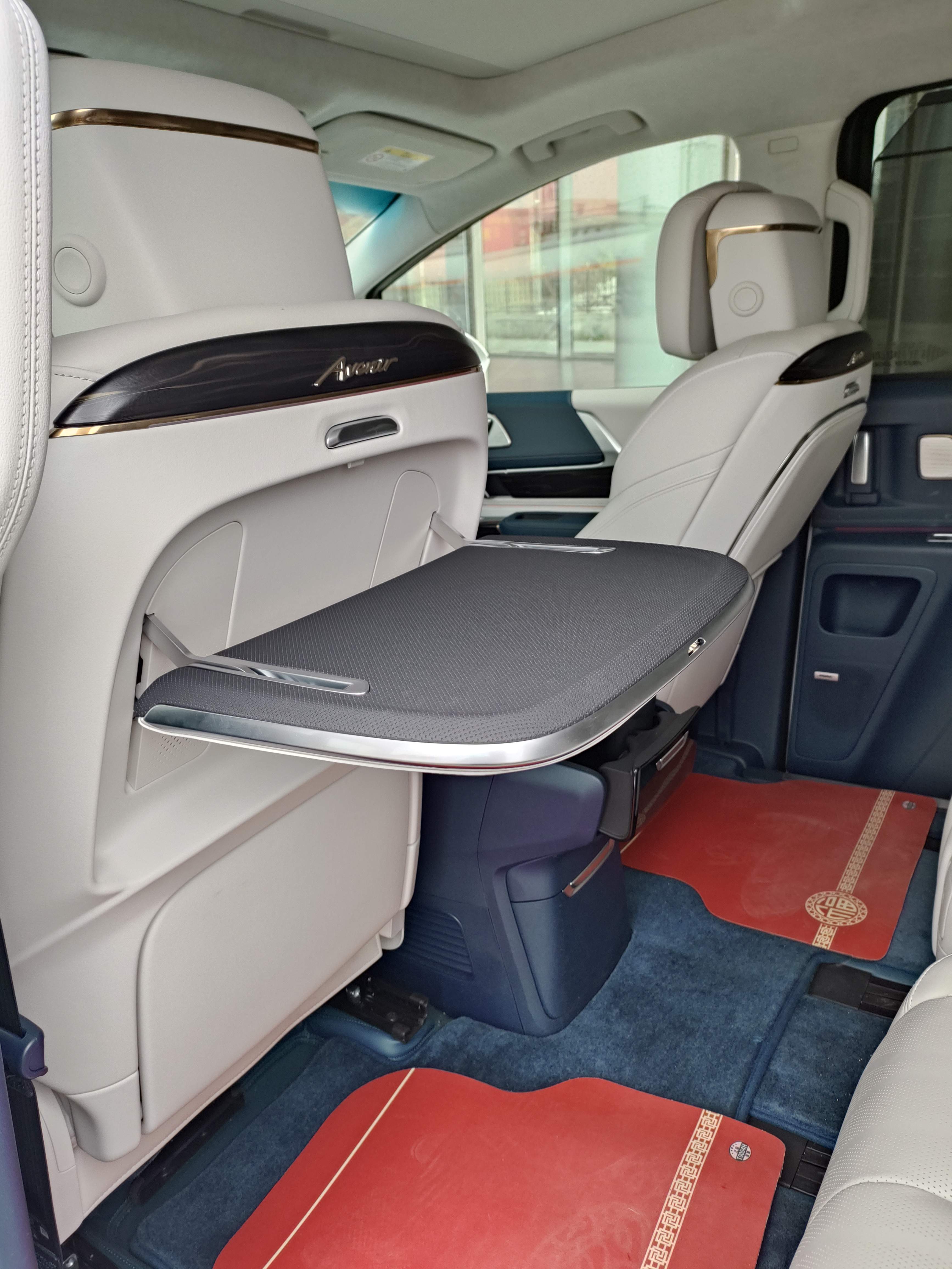 别克世纪蕴世版,七座版本,有现车,快来看