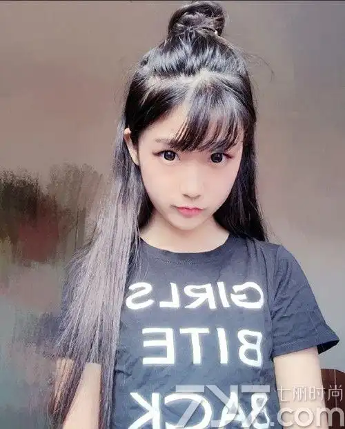 半丸子头怎么扎_半丸子头怎么扎图解