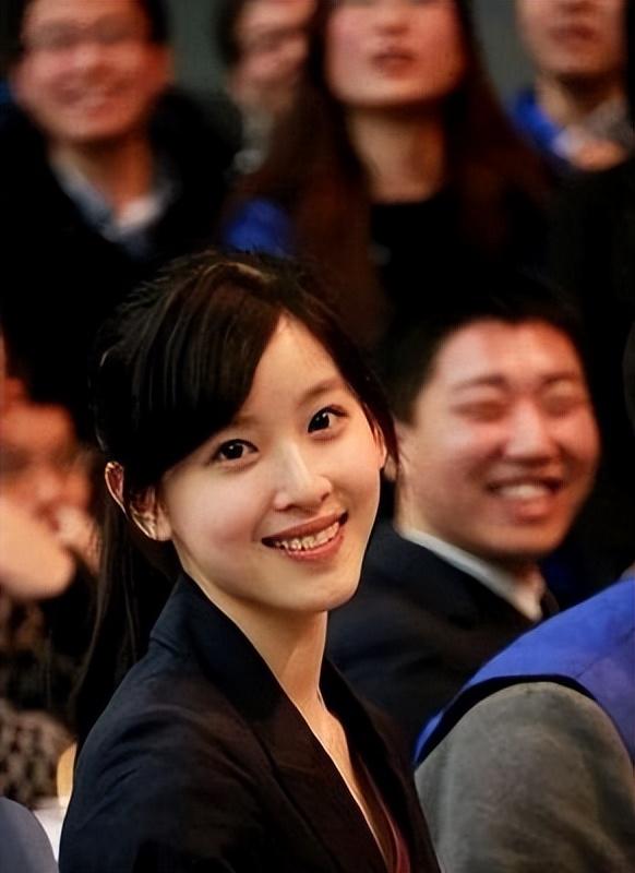 清华大学四大校花2020(清华大学四大校花彭菲茗) | 社群天下