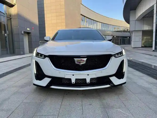 凯迪拉克ct5 铂金运动版2021年2月份上牌 6300公里原车主一手,全车