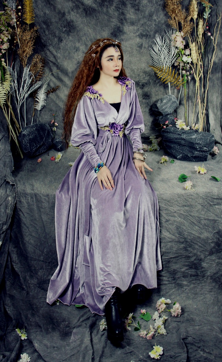 高定重工刺绣复古欧洲宫廷风高矮个子丝绒连衣裙加厚丝绒重工长裙