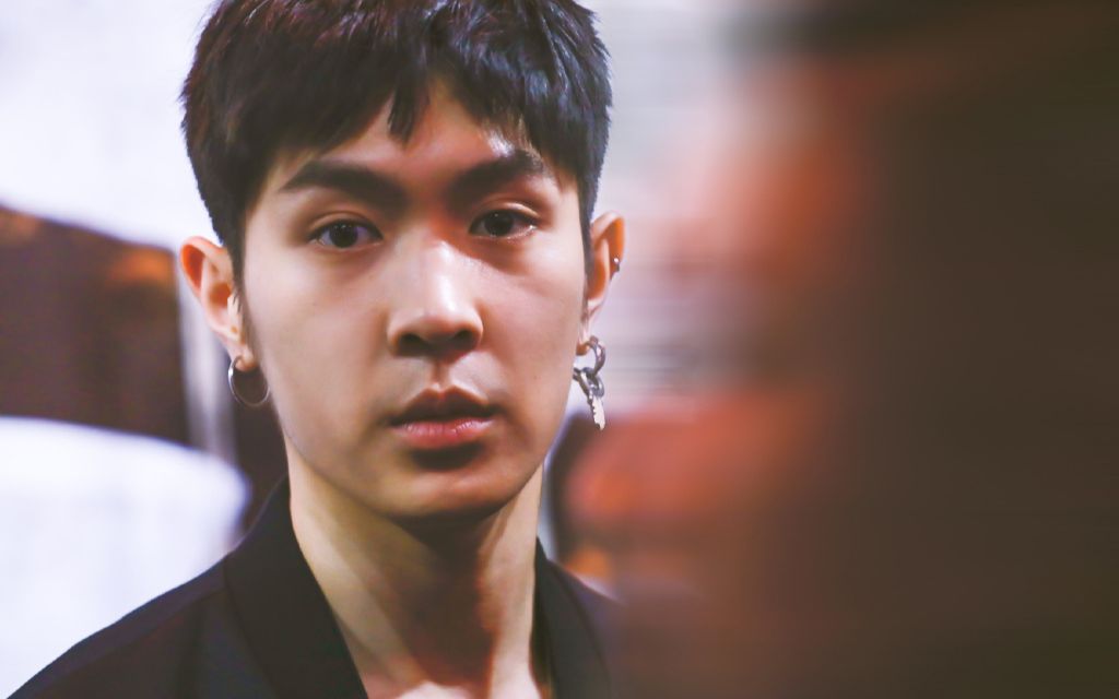 马伯骞的背景竟然这么强大!难道他的成功都是靠背景?