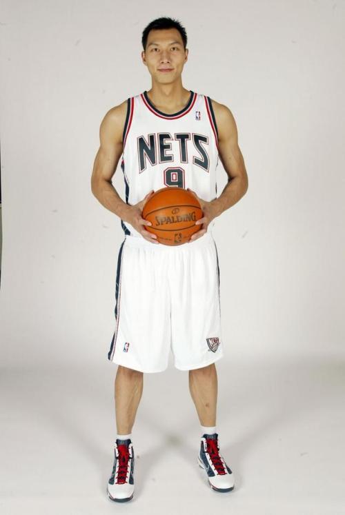 巴特尔,当年nba的巴特尔可以掀翻奥尼尔,并在nba生涯中随马刺队获得了