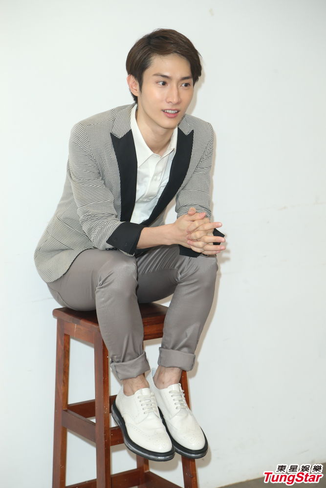 新浪娱乐讯 前棒棒堂男孩,男星阿本15日欢庆32岁生日,他号召粉丝前来