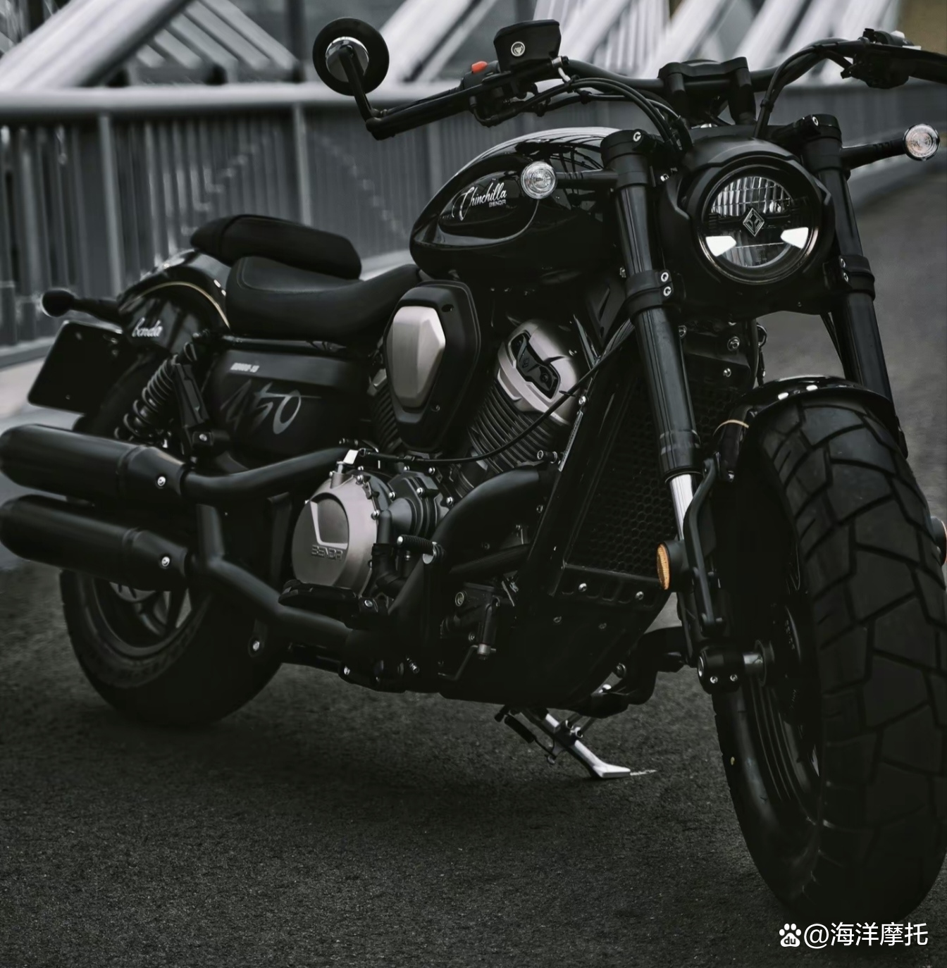 摩托车身更大更长,奔达金吉拉450仅售两万多,还要什么金吉拉300