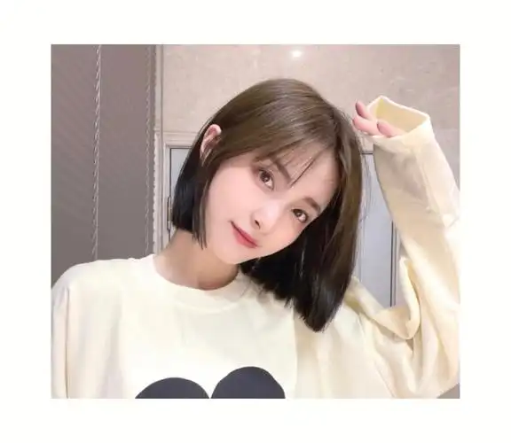 2021减龄短发显白发色