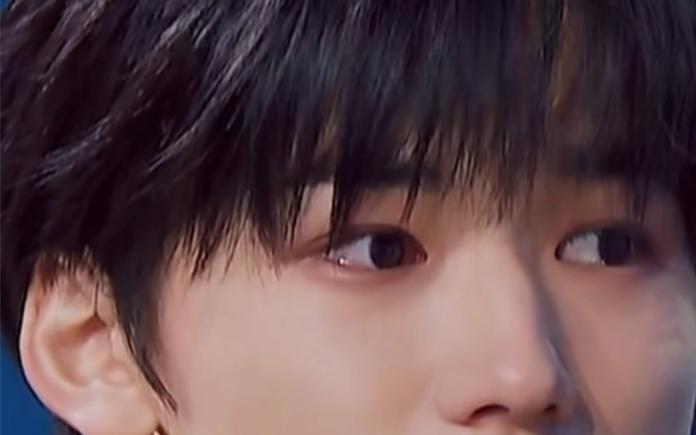 宋亚轩一哭就哭在了我的心心巴