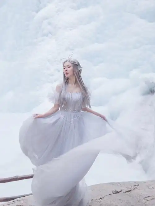 冰雪女王杨莹莹