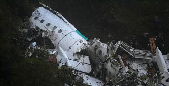 科比遗体画像曝光,伤痕累累死于锐器伤,瓦妮莎签字颤抖_vanisa_航空