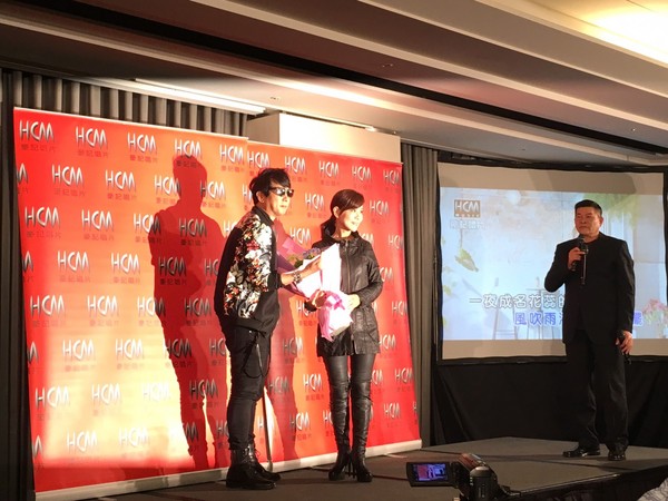 龙千玉爱子澳洲坠谷复健2年 天天「亲脸,磨鼻」打气