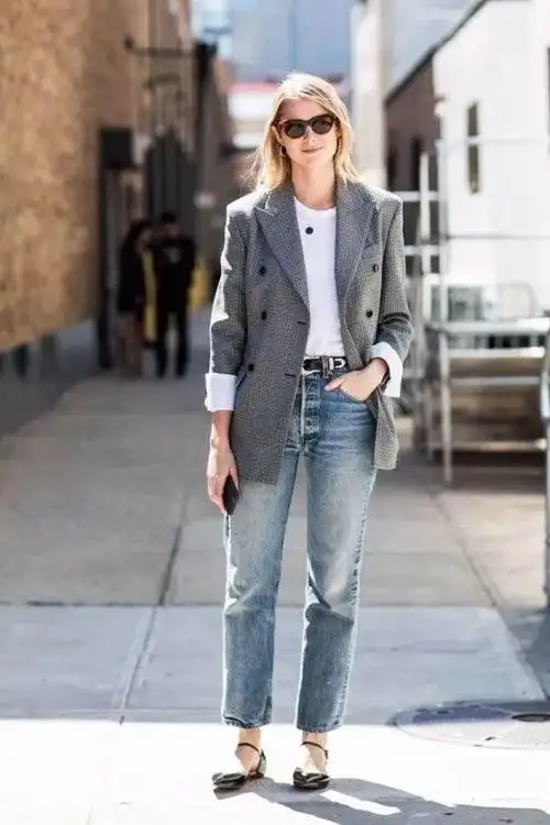 什么裤子配英伦小皮鞋好看(牛仔裤还是和小皮鞋最合拍)(2)