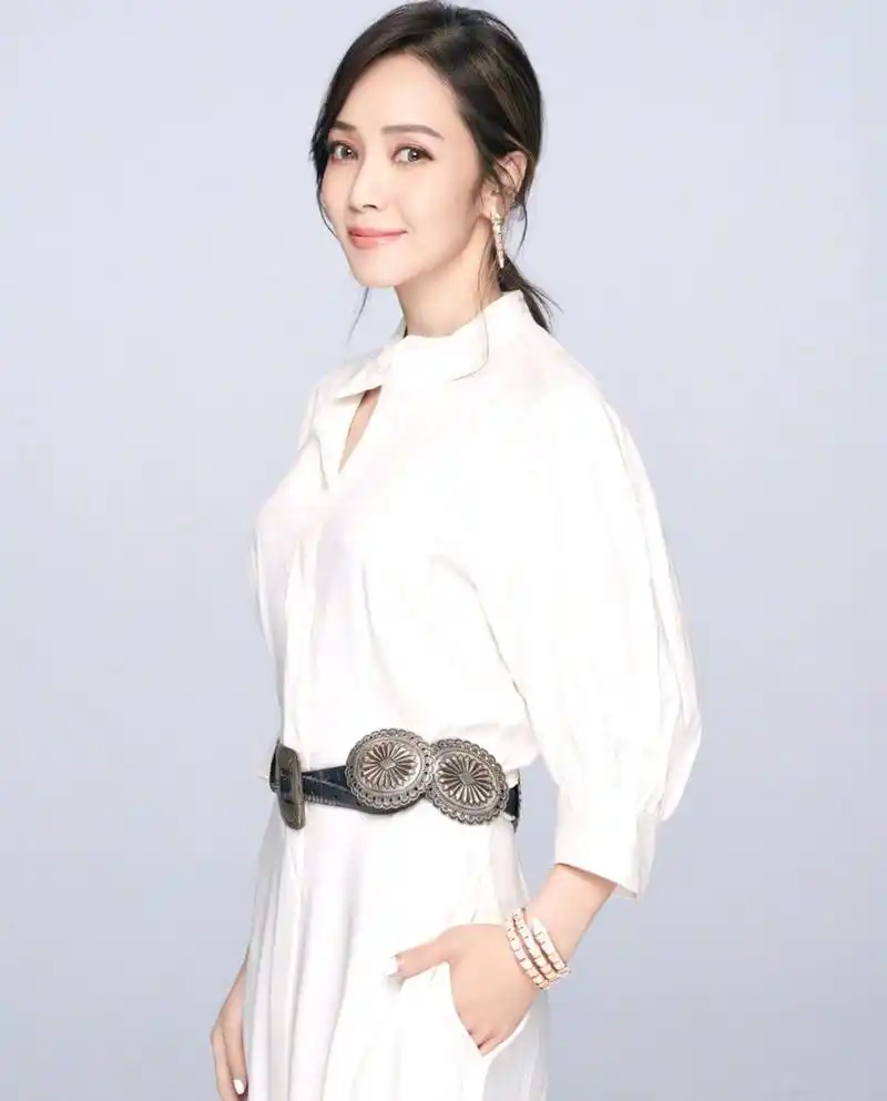 明星写真美图|侯佩岑