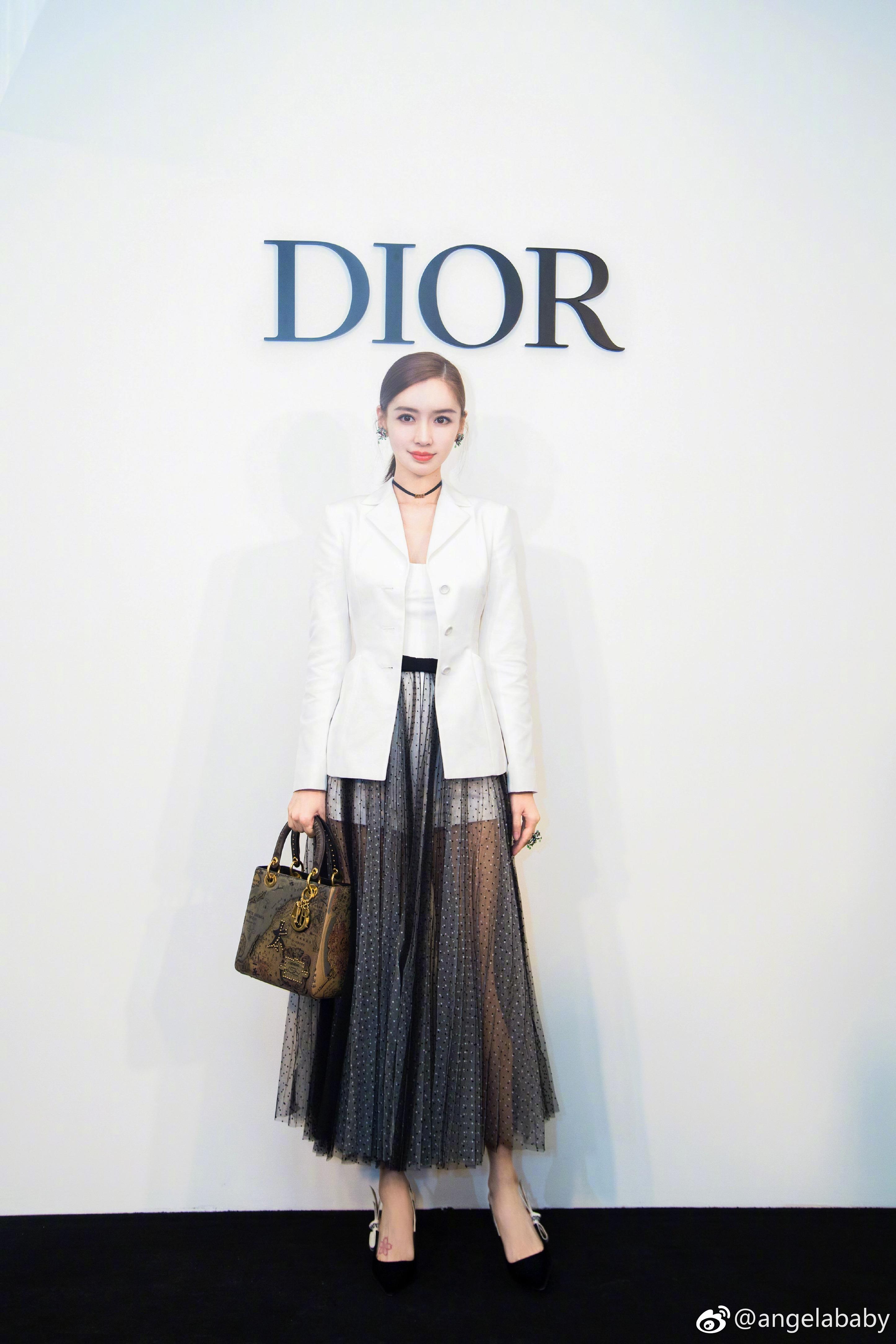 angelababy变寸头帅炸屏幕!剪完寸头的她你还会继续爱吗?