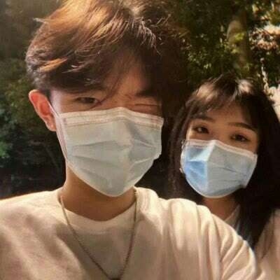 抖音情侣头像真人最近很火的