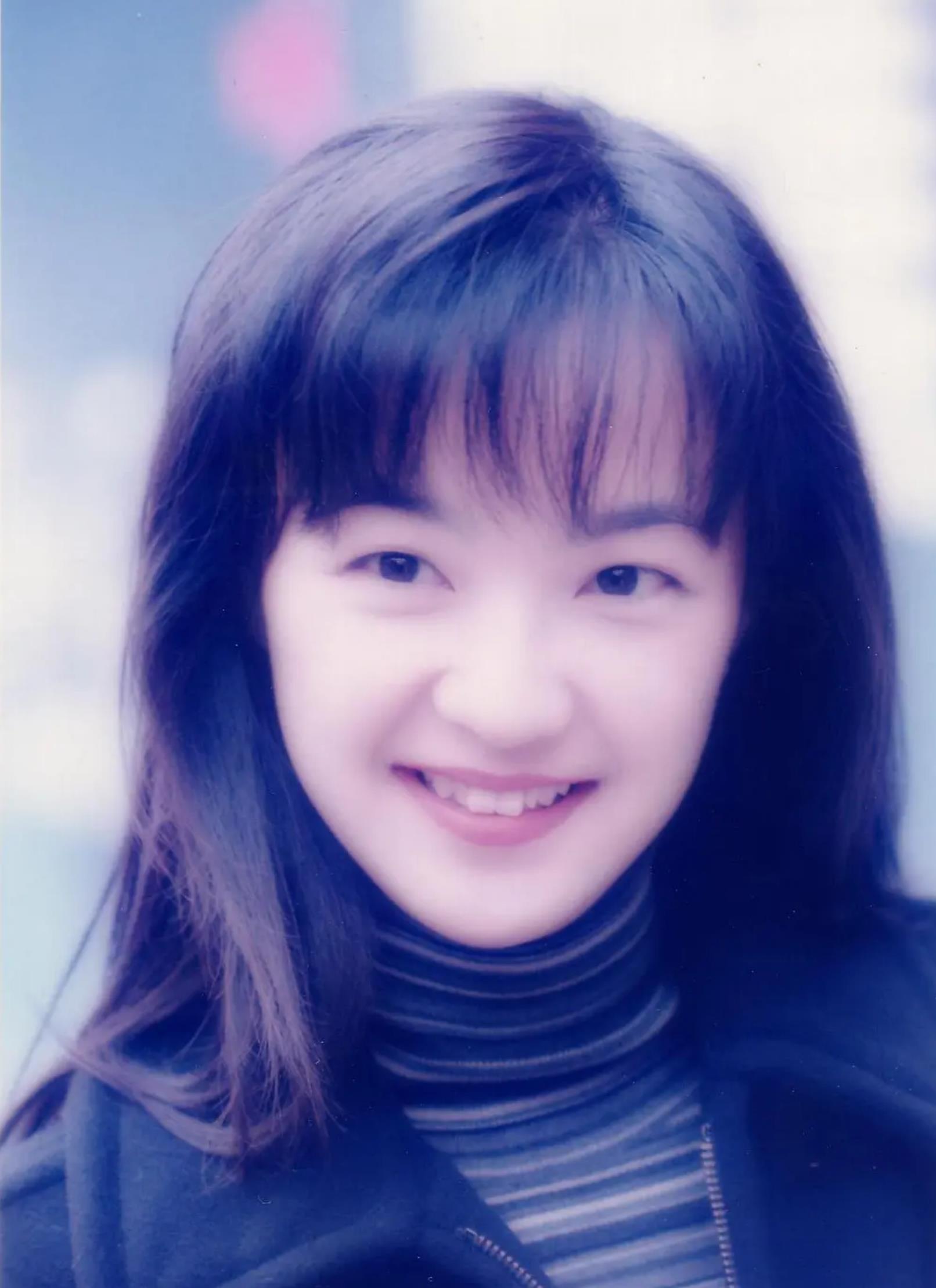 歌坛天后陈慧娴:三段失败恋情,佛系心态让她至今还没结婚没孩子_事业