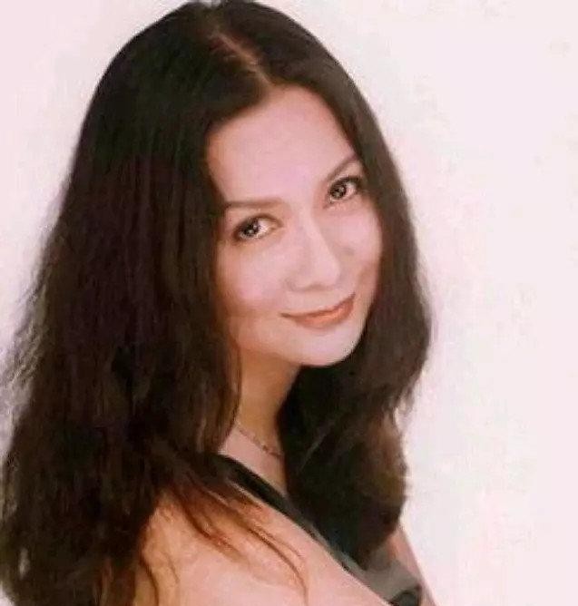 年轻的蔡明是"班花"?看完照片后:当年我们错过了什么_表演