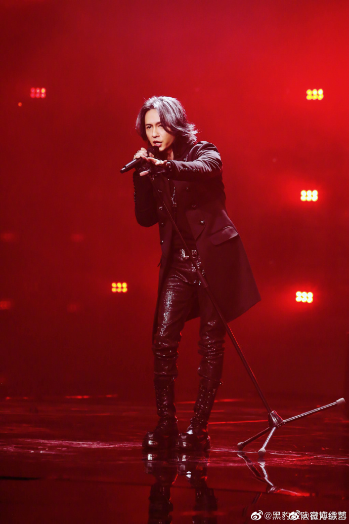 黑豹乐队主唱张淇好帅##黑豹乐队发文谈与肖战合作##北京卫视春