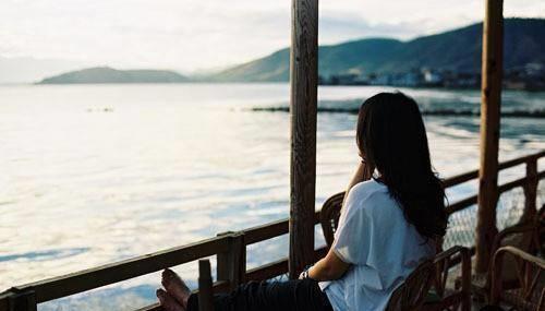 心酸心累的说说短句配图,句句伤感!_什么_因为_一个人