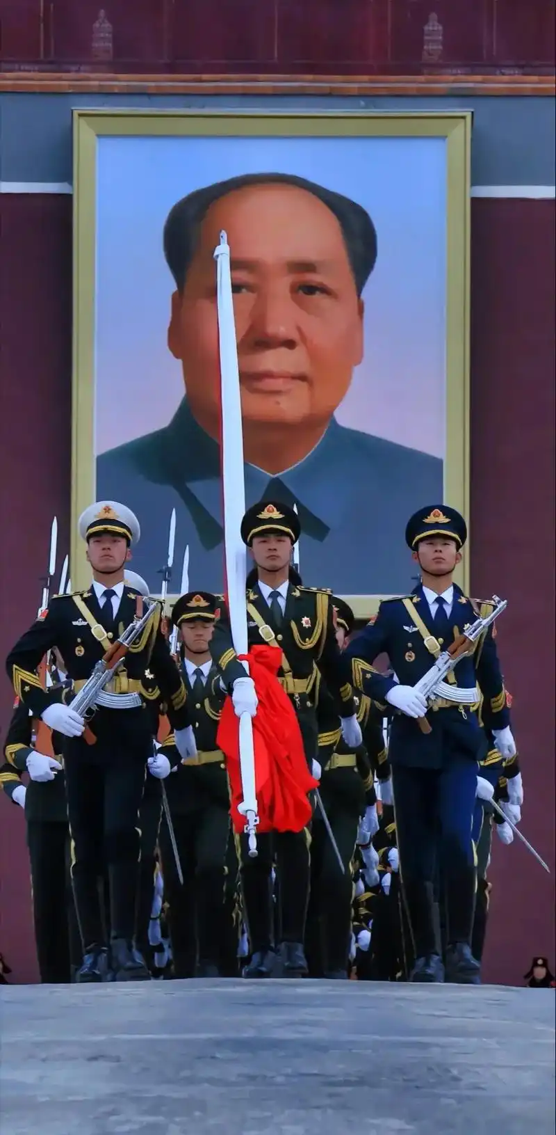 三军仪仗队#英姿飒爽 #英姿飒爽有气质 #中国军人 #中国军 - 抖音