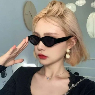 微信头像女成熟时尚个性图片_女生头像_美头网