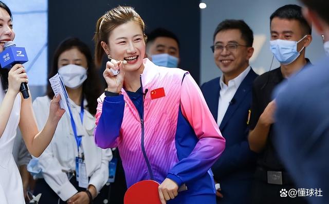 不是潘粤明,33岁丁宁透露心仪对象,曾大胆表白,高大霸总成关键