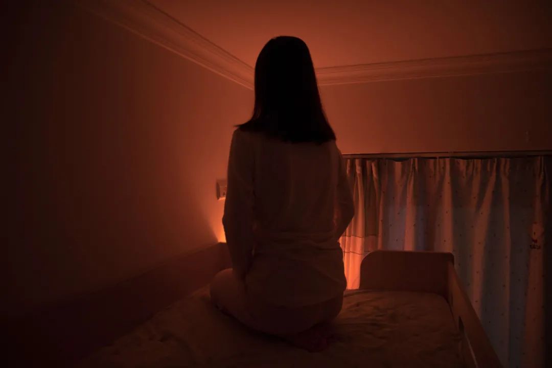 黄嘉慧反映真实情感的照片才是真正打动人的