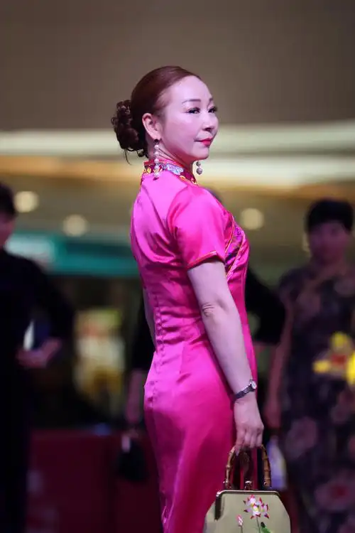 开业国色天香大型旗袍秀专场演出——亳州旗袍文化发展中心 - 美篇