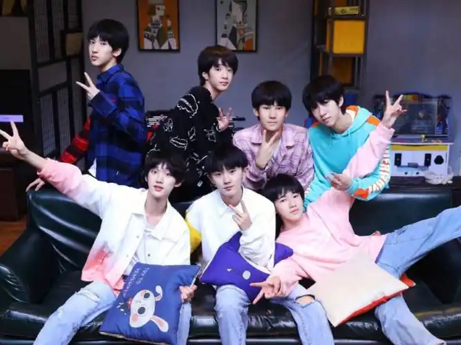 少年梦游记合照