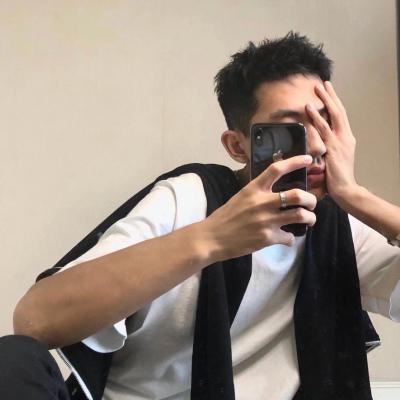 帅气男头像霸气十足真人-男生头像 - 壁纸之家