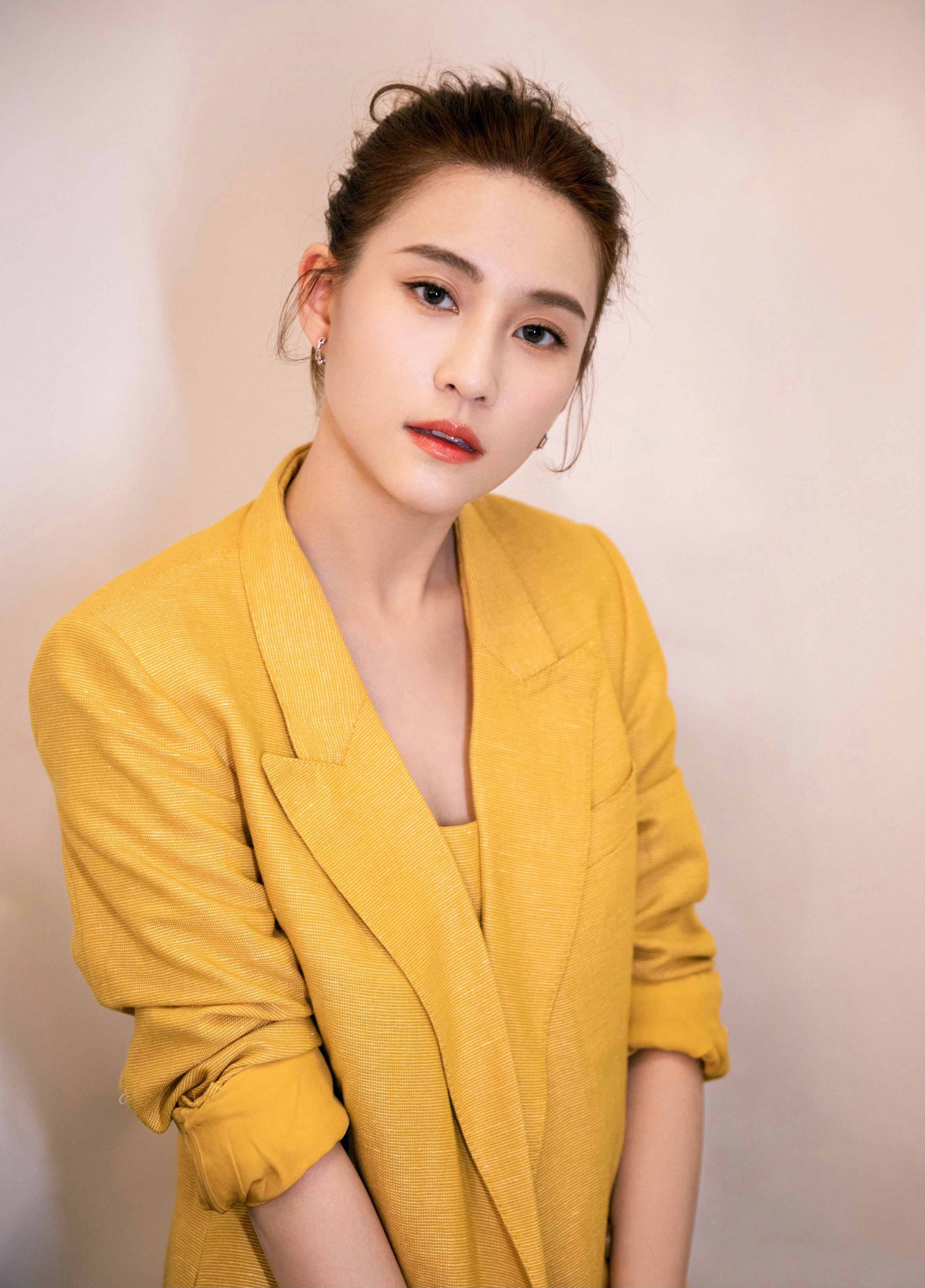 何超莲写真美图:花容月貌,美丽动人