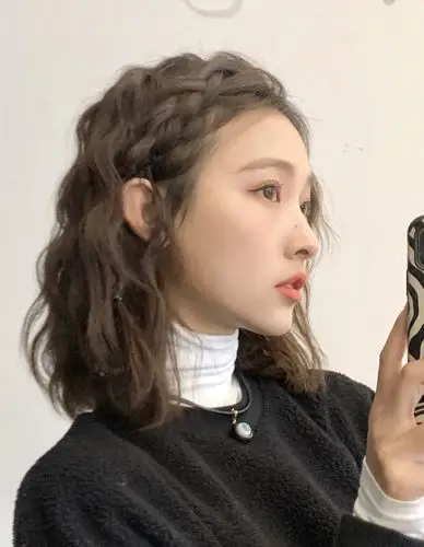 甜美俏皮蛋卷头短发女生不能错过的烫发,短发图片,发型图片