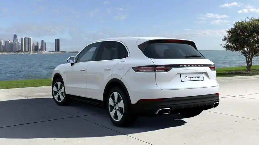 配置小幅升级新款卡宴插电混动版售8680万起