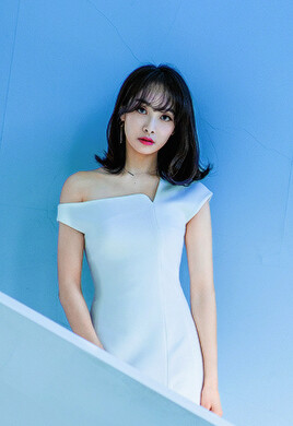 宋茜/ v i c t o r i a / 韩国女团 f ( x ) 成员