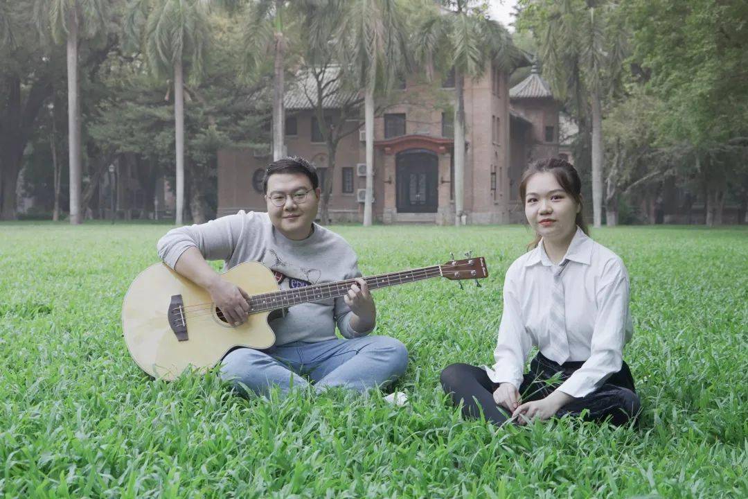 贯通古今让大爱保佑中华大地作词:百川作曲:孟文豪演唱:金婷婷总策划