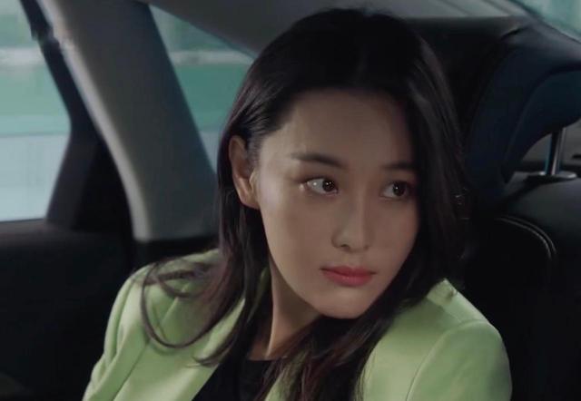 《完美关系》卫哲前女友俏皮上线,张馨予简直太撩了!